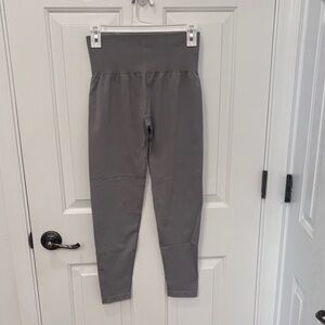 NVGTN Gray Seamless Leggings